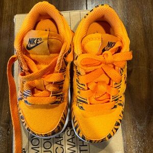 Nike dunk low toddler sneakers